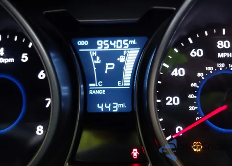 2015 Hyundai Veloster z USA, uszkodzony, nr VIN KMHTC6AD4FU224247